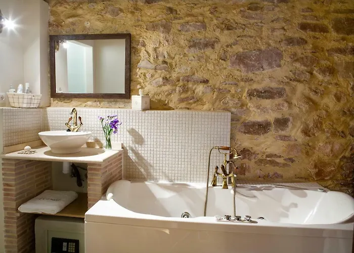 Valterra Y Tosal アパート